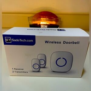 NWT Wireless Doorbellw/ 1 Receiver & 2 Transmitters, Black